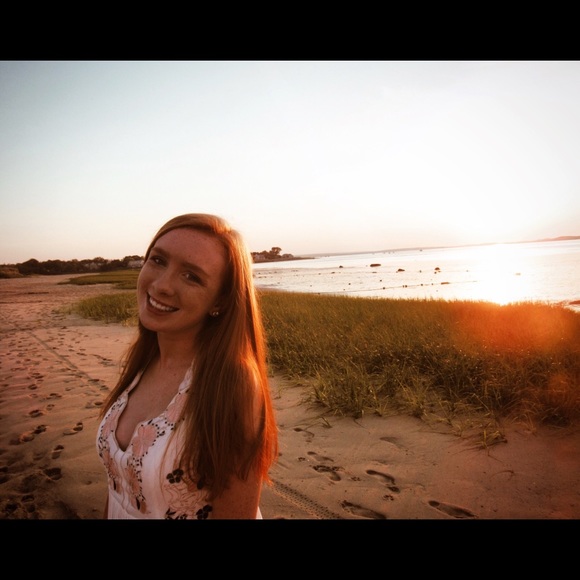 Meet your Posher, Rachel - Picture 4 of 4